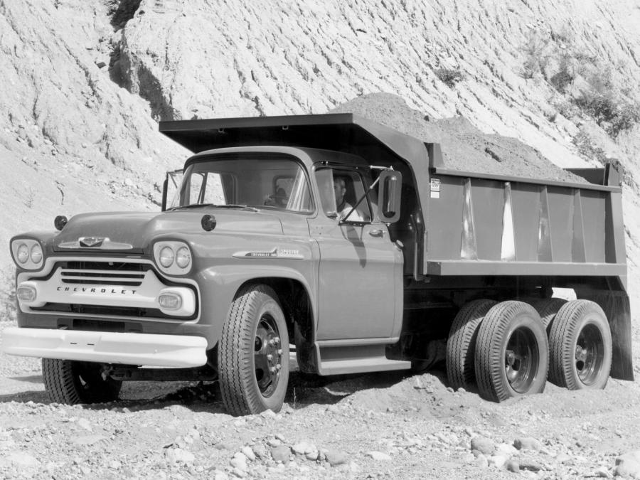  Chevrolet Spartan 100 Dump Truck 1958 года  (фото 1 из 1)